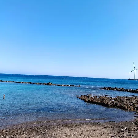 Arinaga Beach Апартаменты *